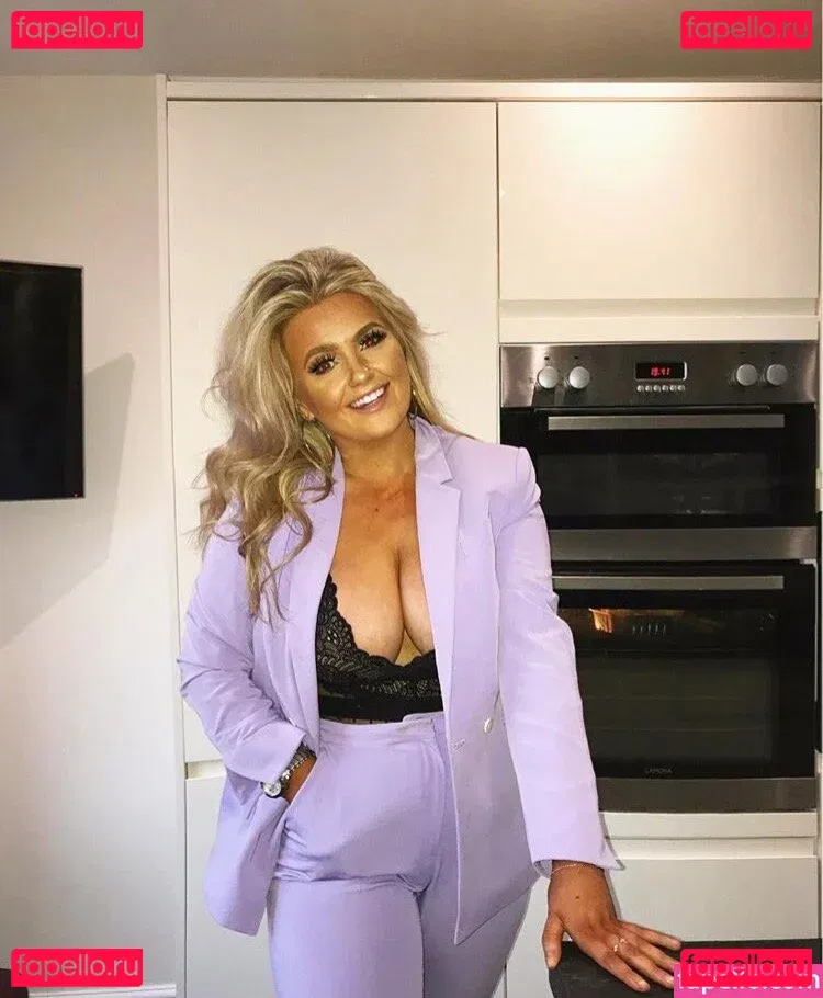 Emily Mather Onlyfans Photo Gallery 