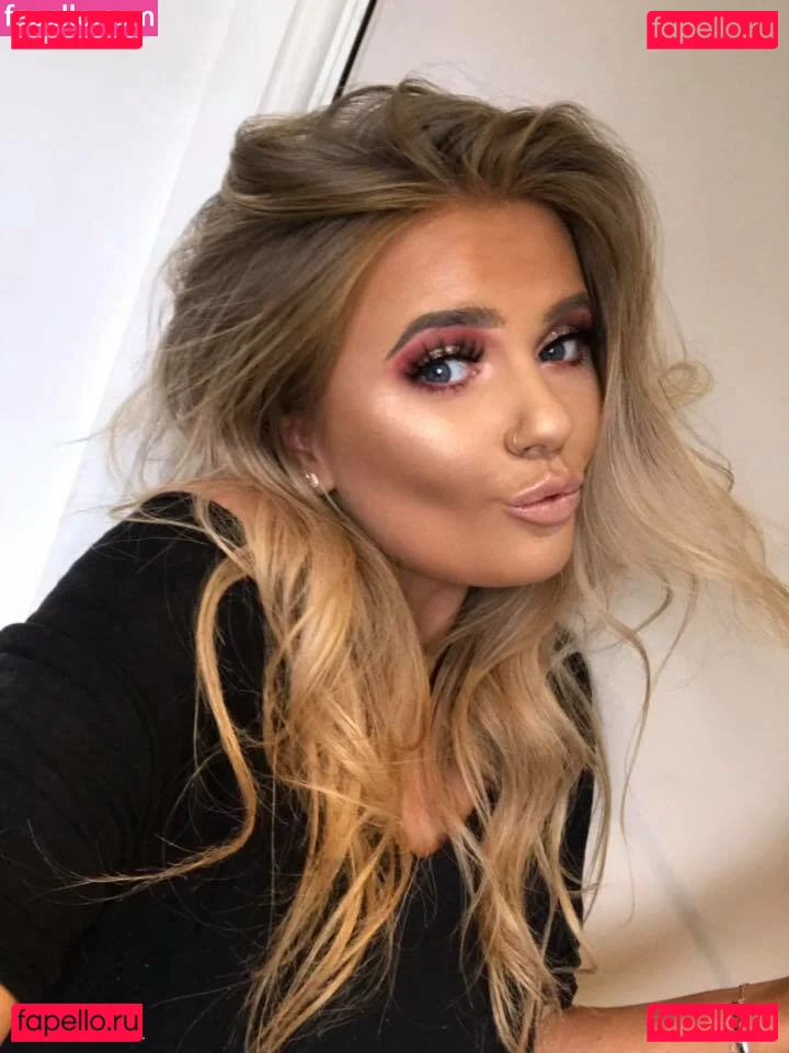 Emily Mather Onlyfans Photo Gallery 