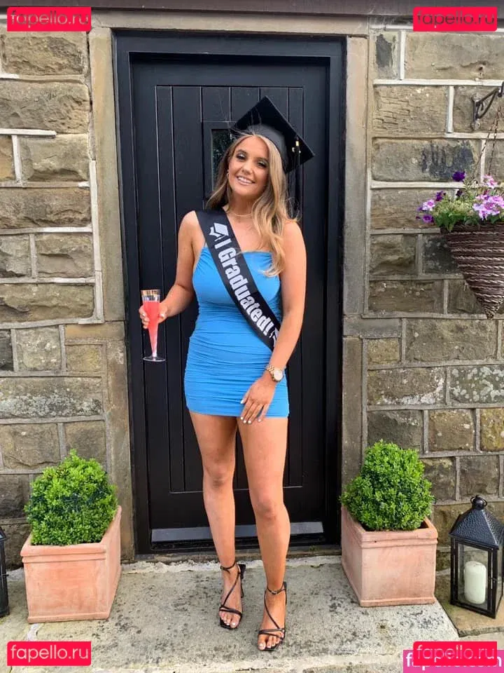 Emily Mather Onlyfans Photo Gallery 