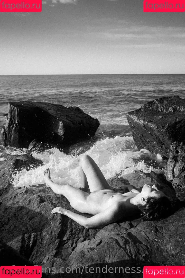 tenderness.or.what Onlyfans Photo Gallery 
