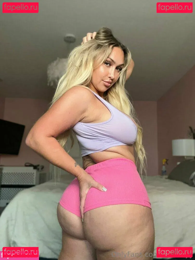 ninakayy Onlyfans Photo Gallery 