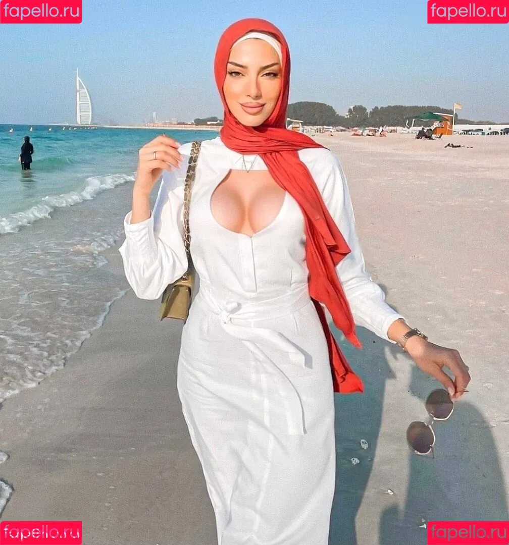 Baraabolat Onlyfans Photo Gallery 