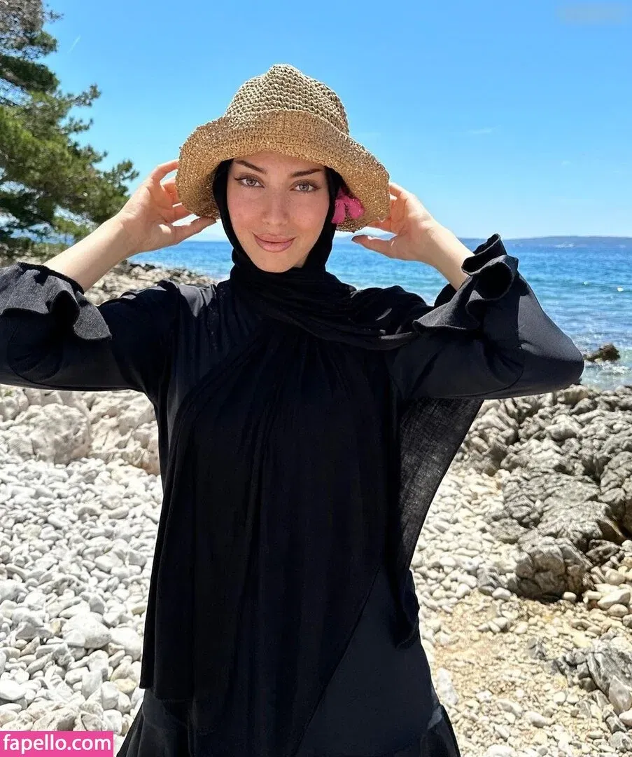 Baraabolat Onlyfans Photo Gallery 