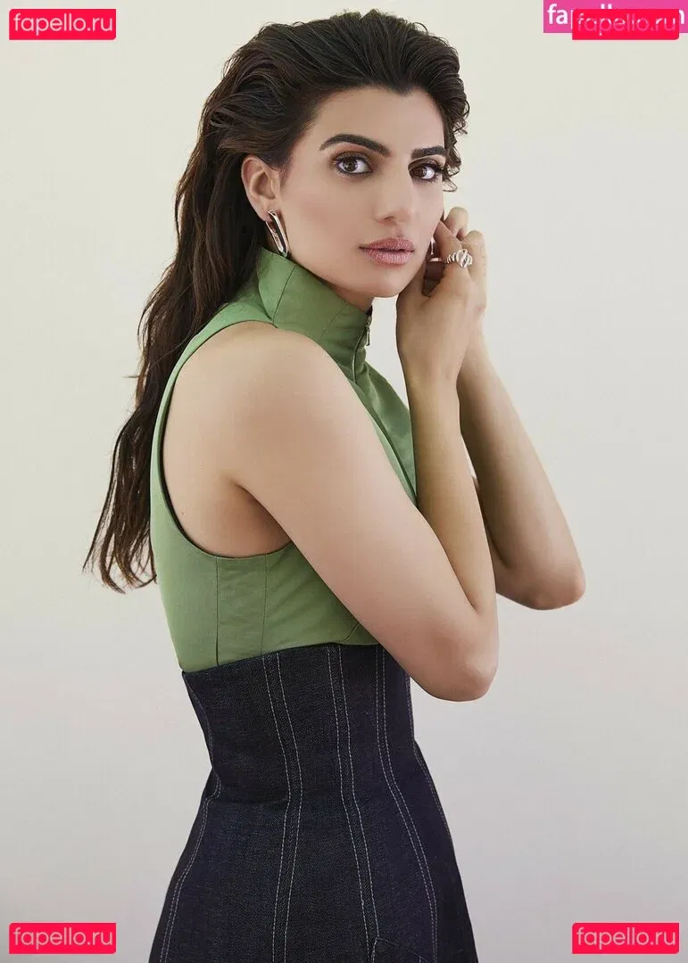 Claudia Doumit Onlyfans Photo Gallery 