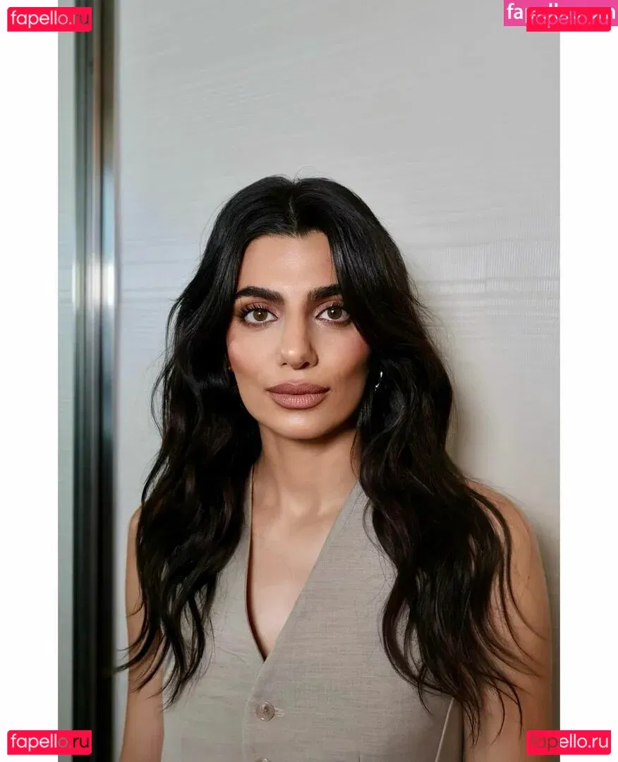 Claudia Doumit Onlyfans Photo Gallery 