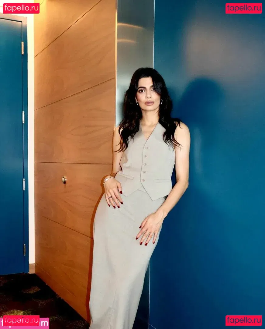 Claudia Doumit Onlyfans Photo Gallery 