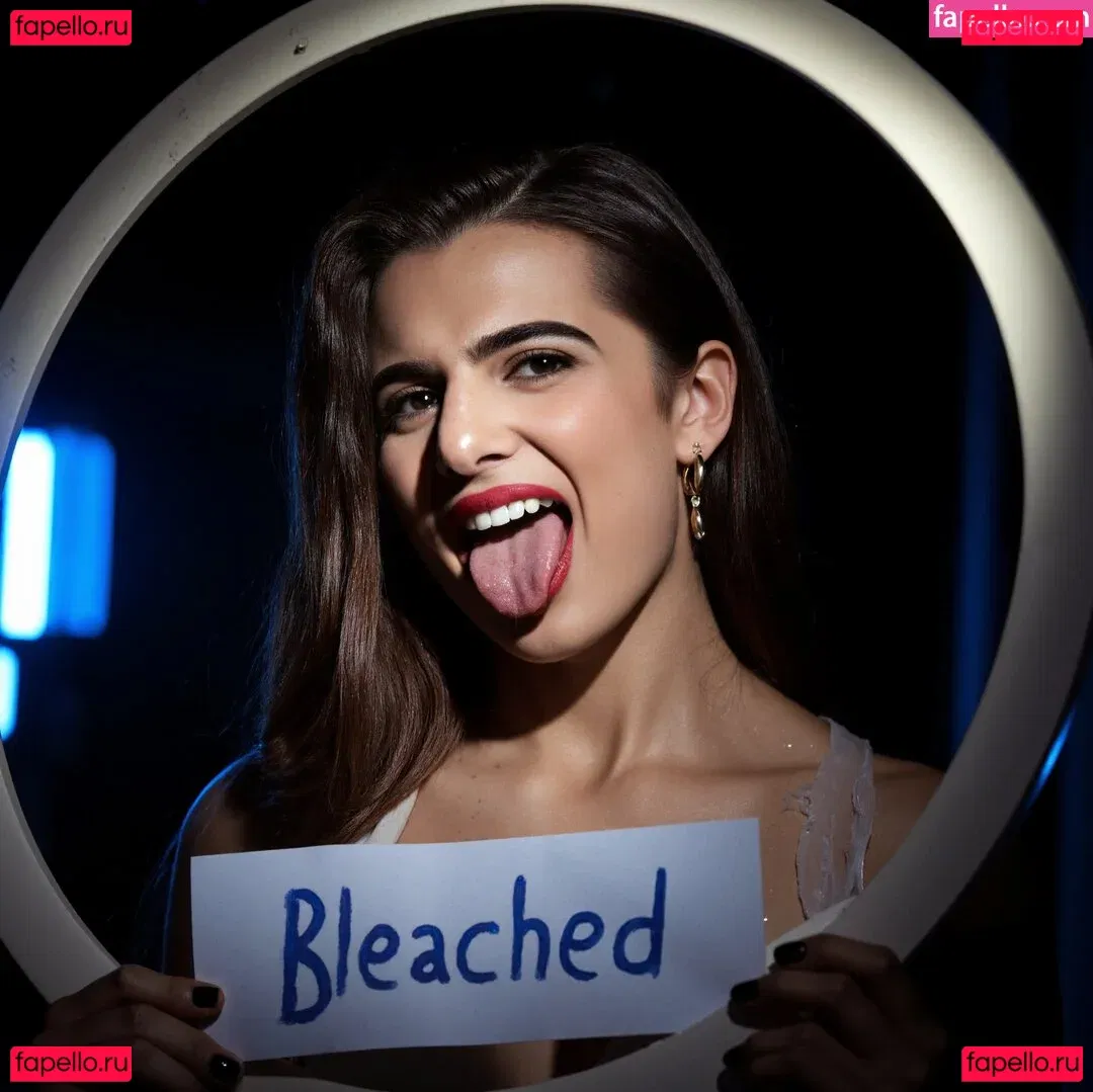 Claudia Doumit Onlyfans Photo Gallery 