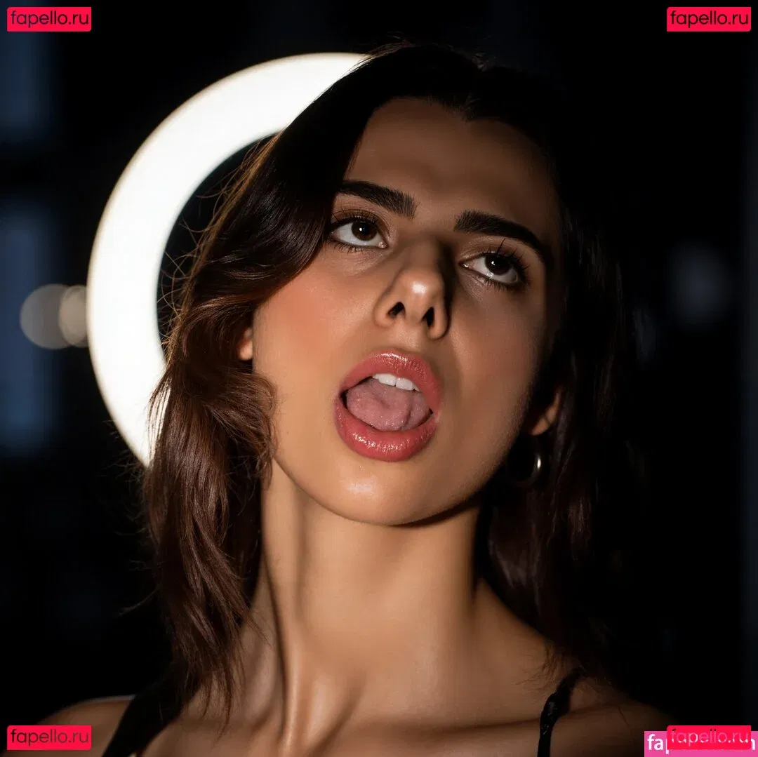 Claudia Doumit Onlyfans Photo Gallery 