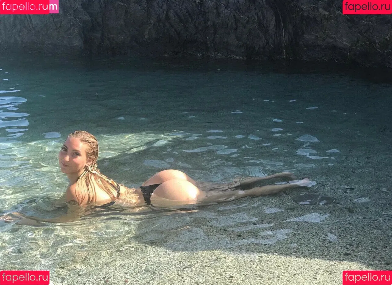 christiepuff420 Onlyfans Photo Gallery 