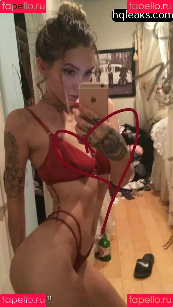 christiepuff420 Onlyfans Photo Gallery 