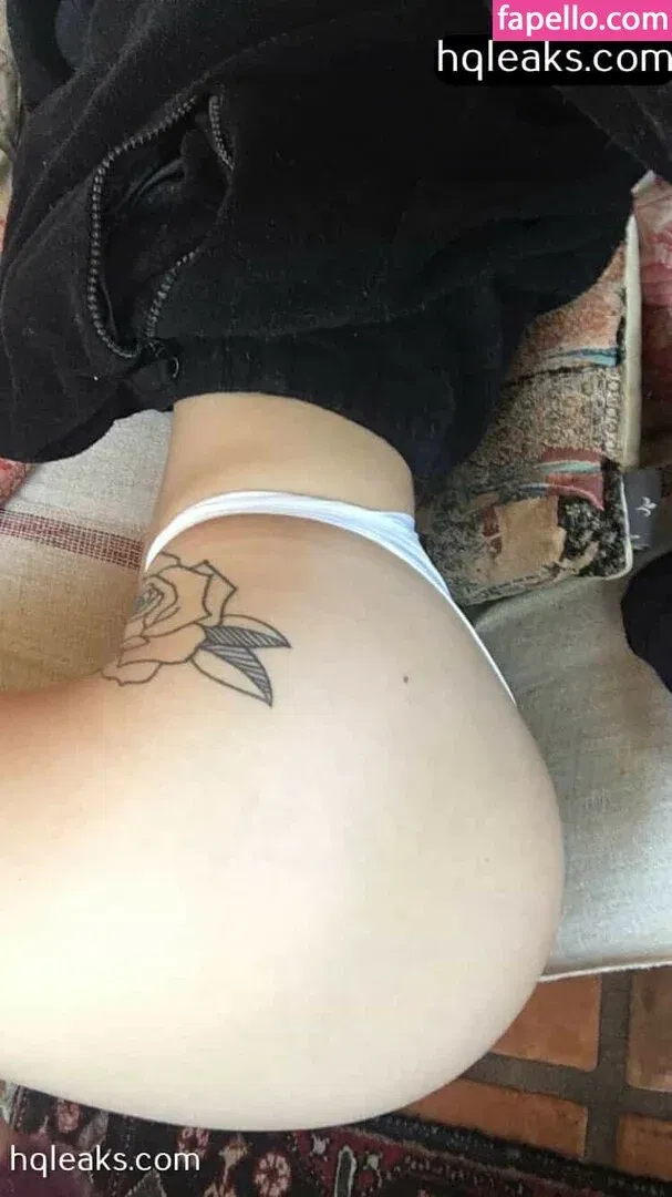 christiepuff420 Onlyfans Photo Gallery 