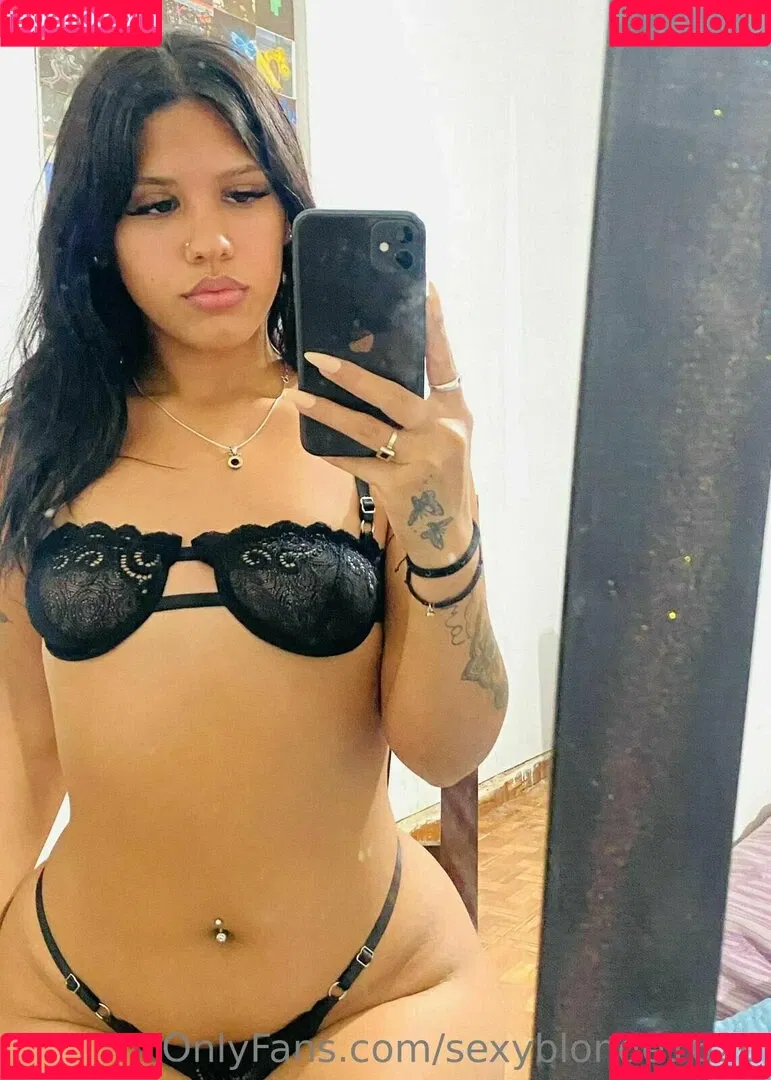 sexyblonde1626 Onlyfans Photo Gallery 