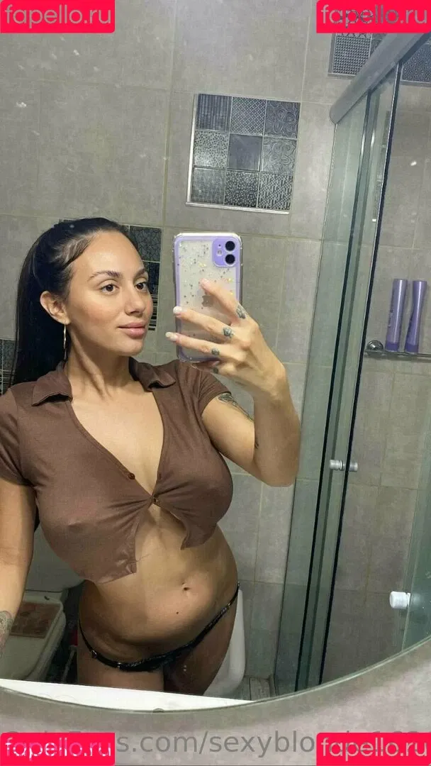 sexyblonde1626 Onlyfans Photo Gallery 