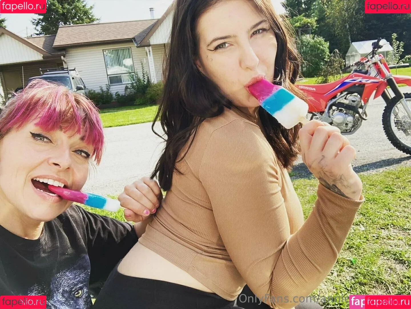 Annie Dufresne Onlyfans Photo Gallery 