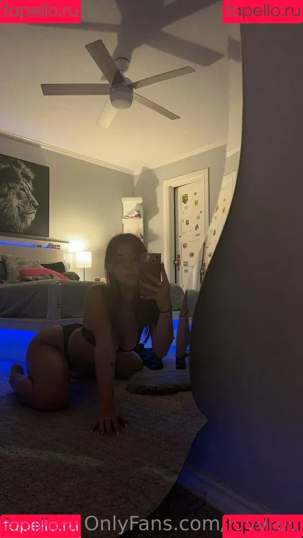 luvvred Onlyfans Photo Gallery 