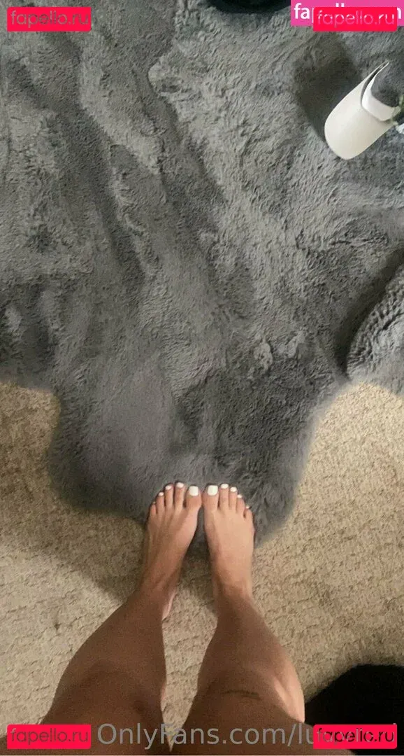 luvvred Onlyfans Photo Gallery 