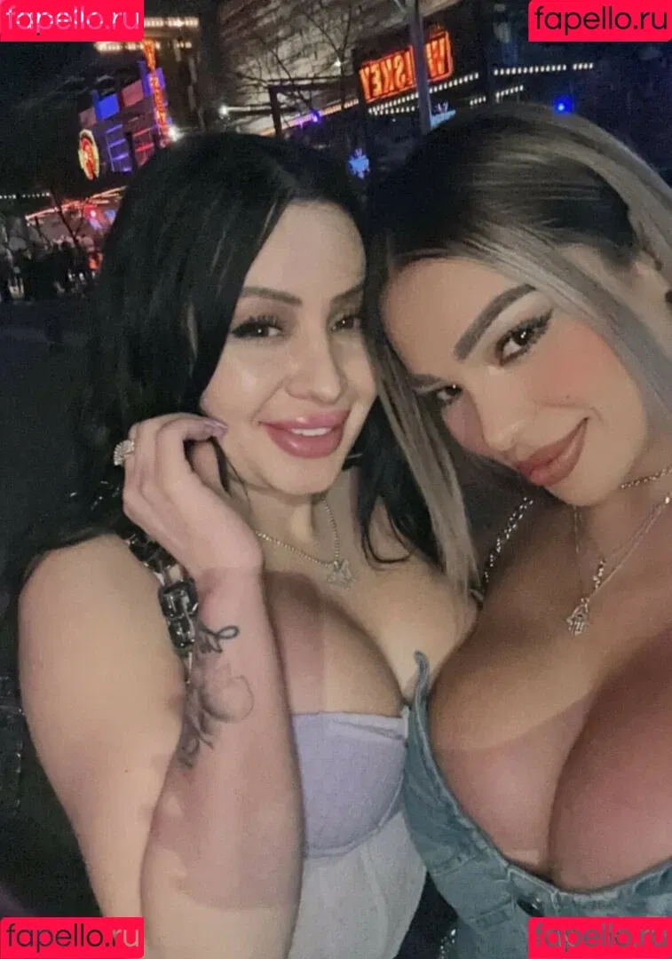 Emmeline Chavez Onlyfans Photo Gallery 