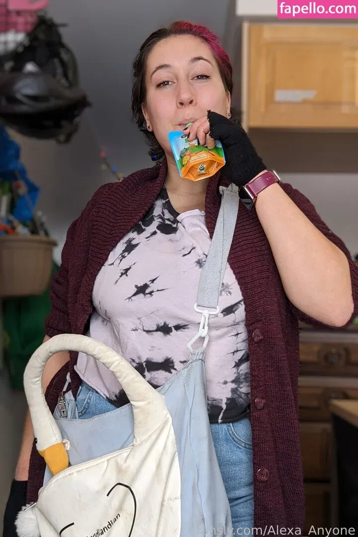 alexa_anyone Onlyfans Photo Gallery 