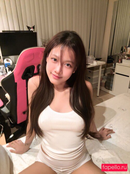 Valniez Nude Onlyfans Photo 5