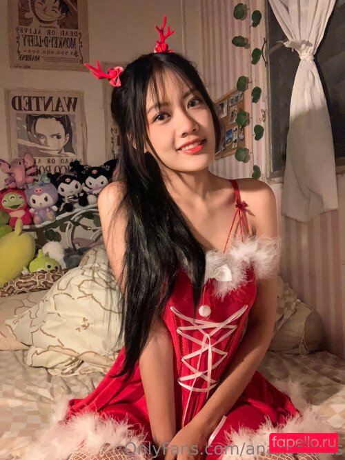 Valniez Nude Onlyfans Photo 4