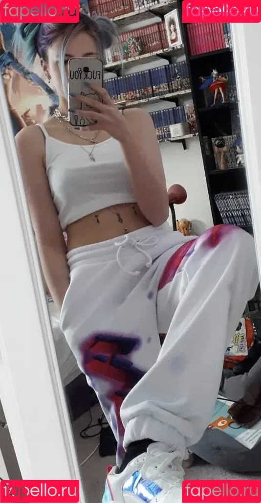 Kira Chanside Onlyfans Photo Gallery 