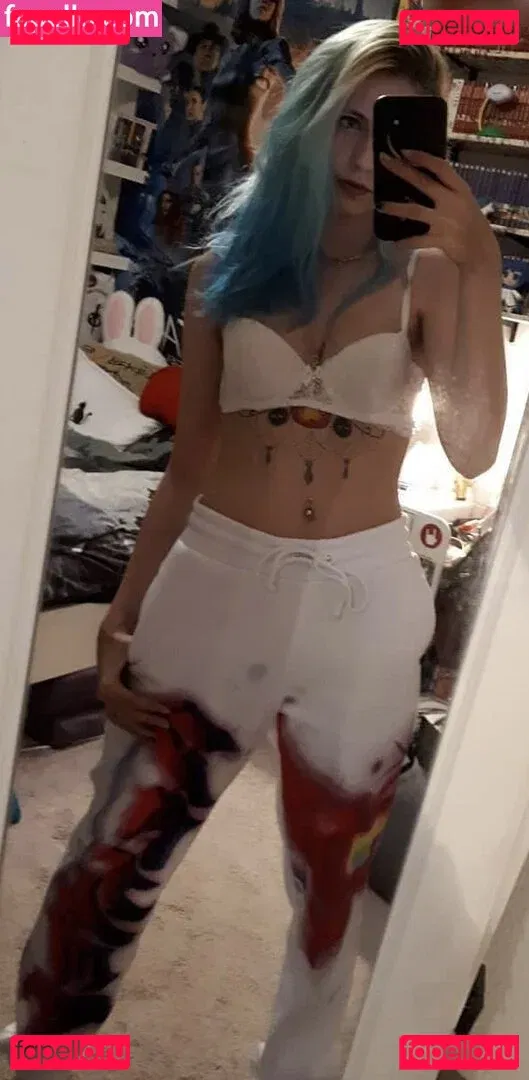 Kira Chanside Onlyfans Photo Gallery 