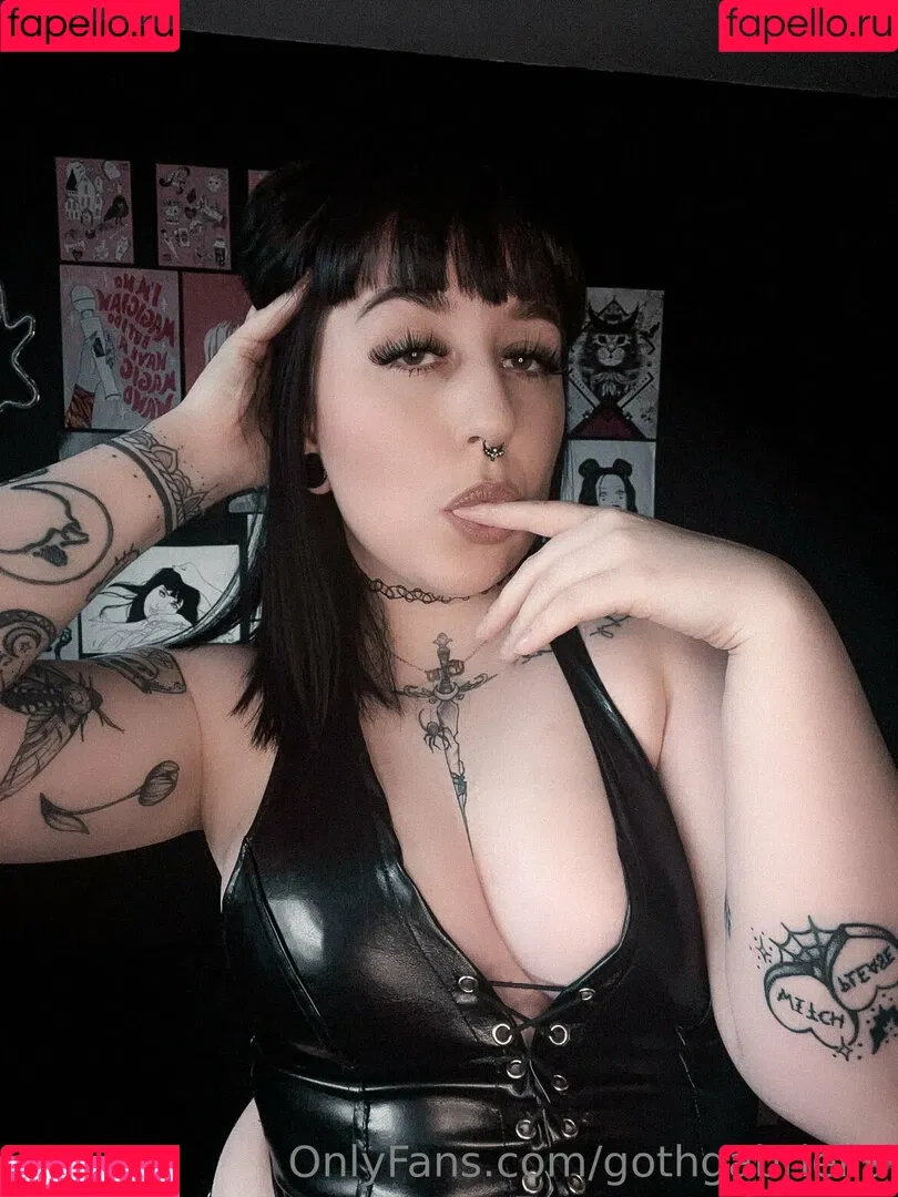 gothgabriella Onlyfans Photo Gallery 
