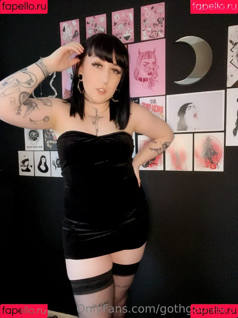 gothgabriella Onlyfans Photo Gallery 