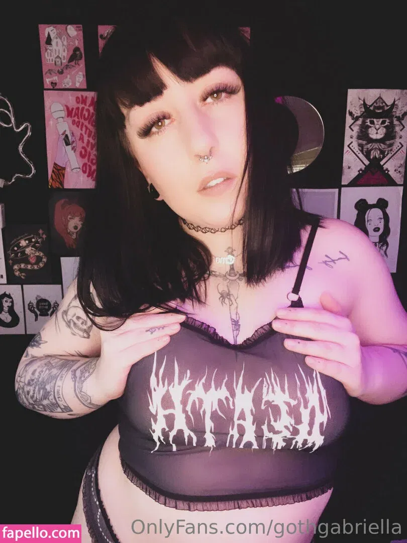 gothgabriella Onlyfans Photo Gallery 