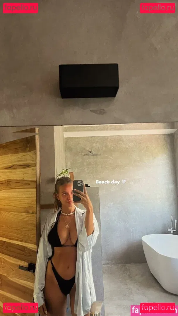 Pia Volckmann Onlyfans Photo Gallery 