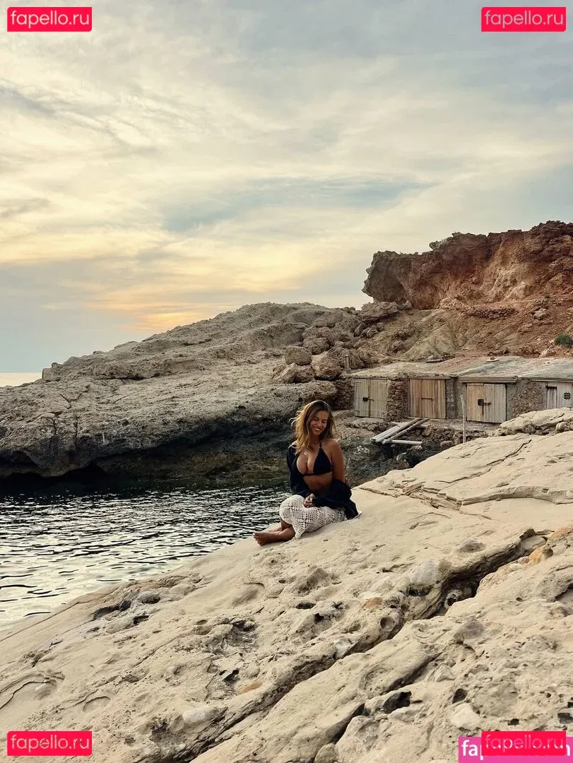 Pia Volckmann Onlyfans Photo Gallery 