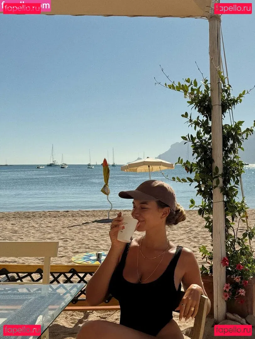 Pia Volckmann Onlyfans Photo Gallery 