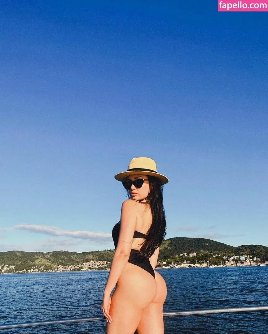 Juliette BBB21 Onlyfans Photo Gallery 