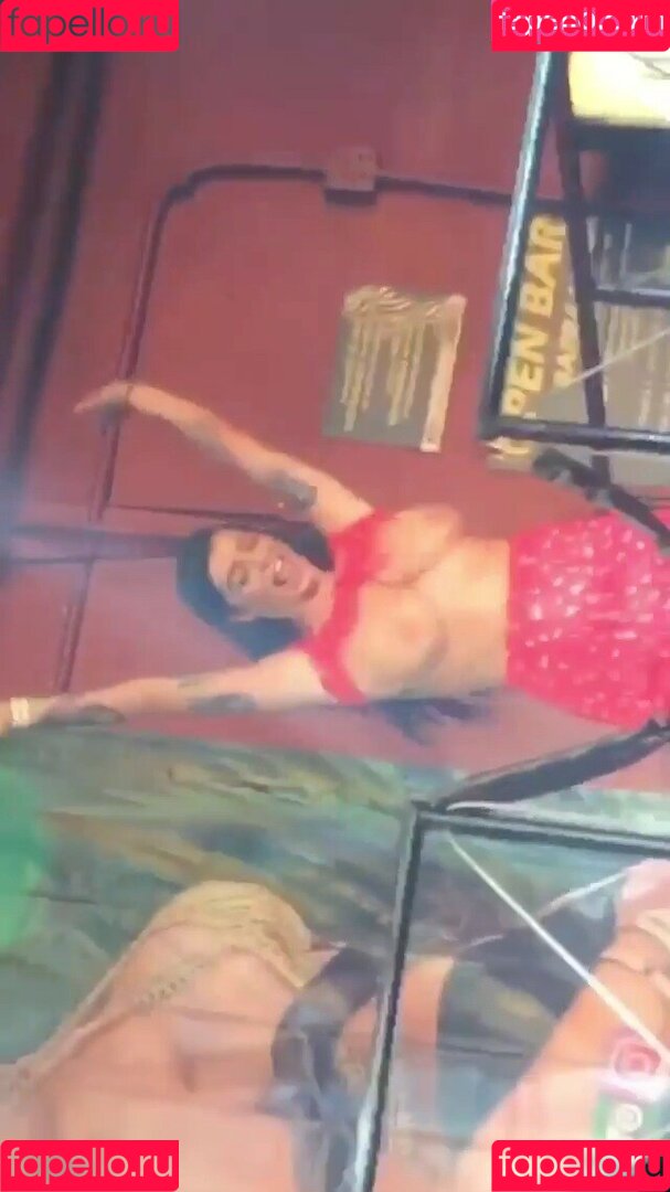 Succubushales Onlyfans Photo Gallery 