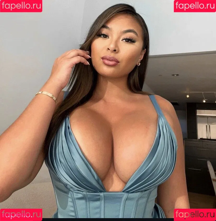 Itslindavo Onlyfans Photo Gallery 