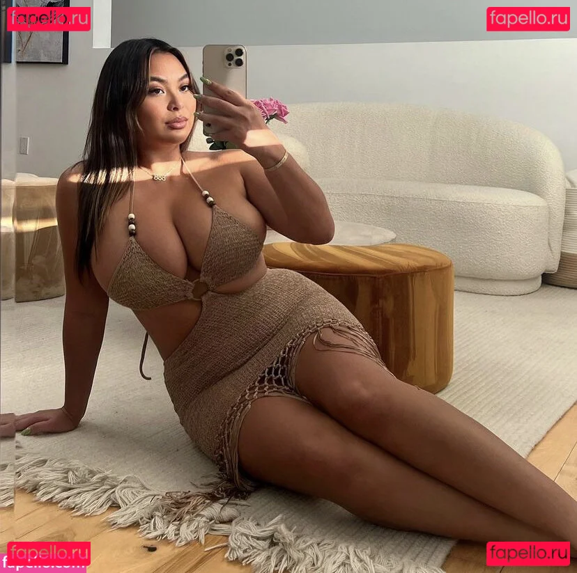 Itslindavo Onlyfans Photo Gallery 