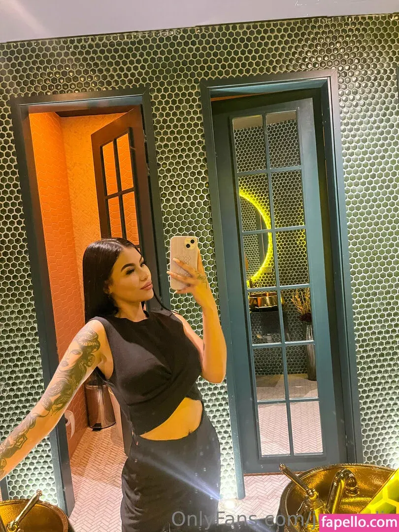 junneliufree Onlyfans Photo Gallery 