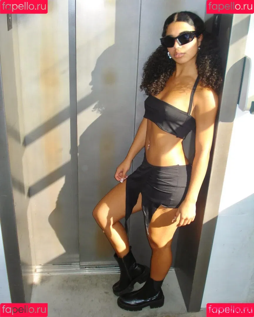 Journi Carr Onlyfans Photo Gallery 