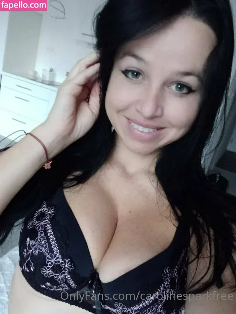 carolinesparkfree Onlyfans Photo Gallery 