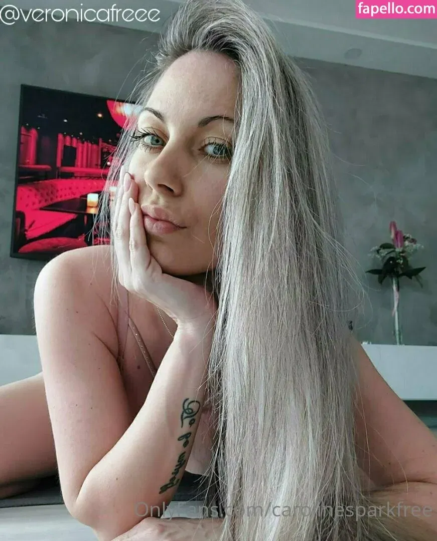 carolinesparkfree Onlyfans Photo Gallery 