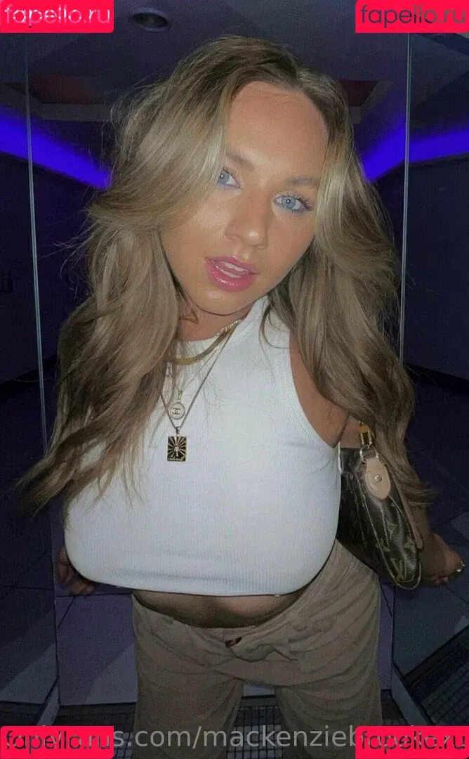 MacKenzie Brooke Onlyfans Photo Gallery 