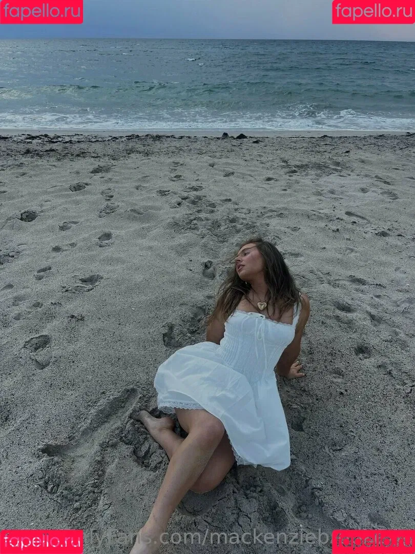 MacKenzie Brooke Onlyfans Photo Gallery 