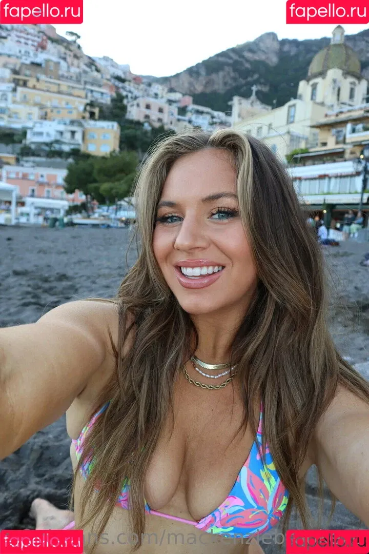 MacKenzie Brooke Onlyfans Photo Gallery 