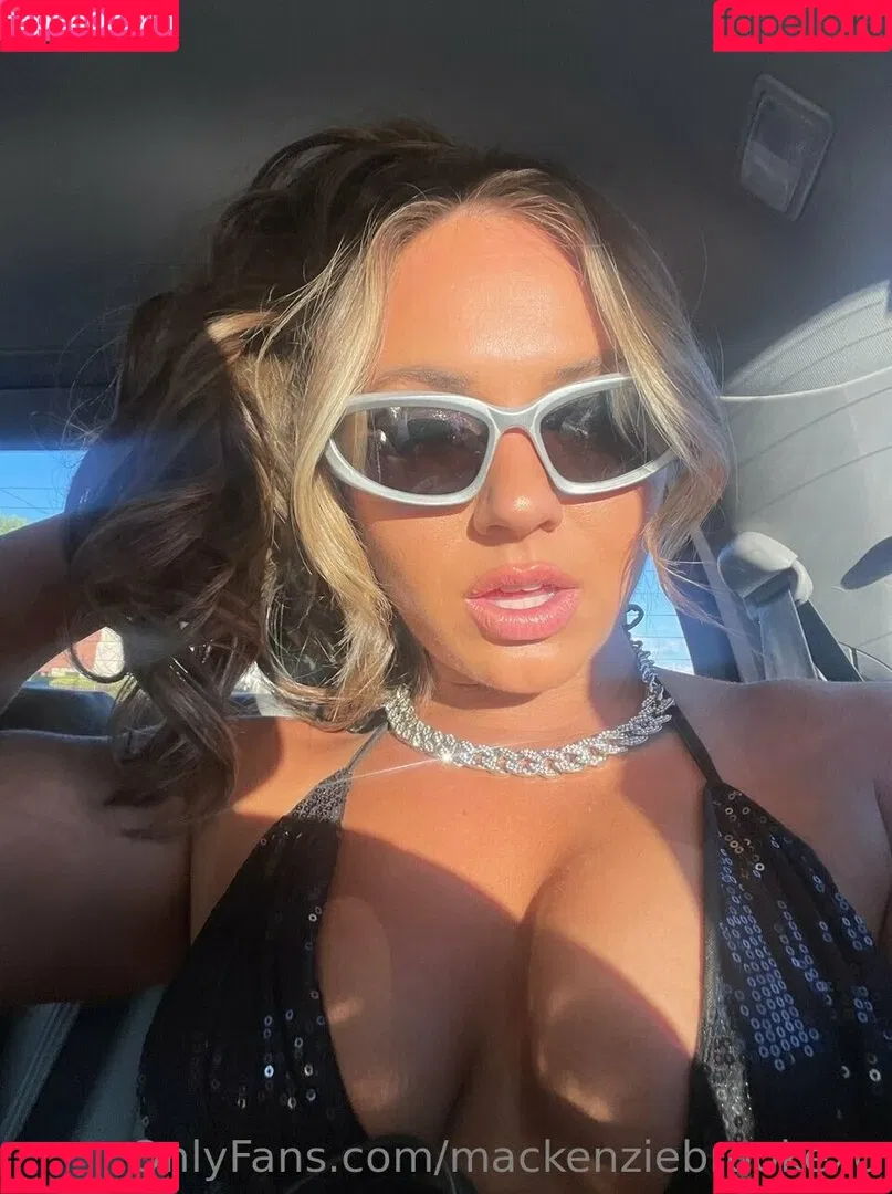 MacKenzie Brooke Onlyfans Photo Gallery 