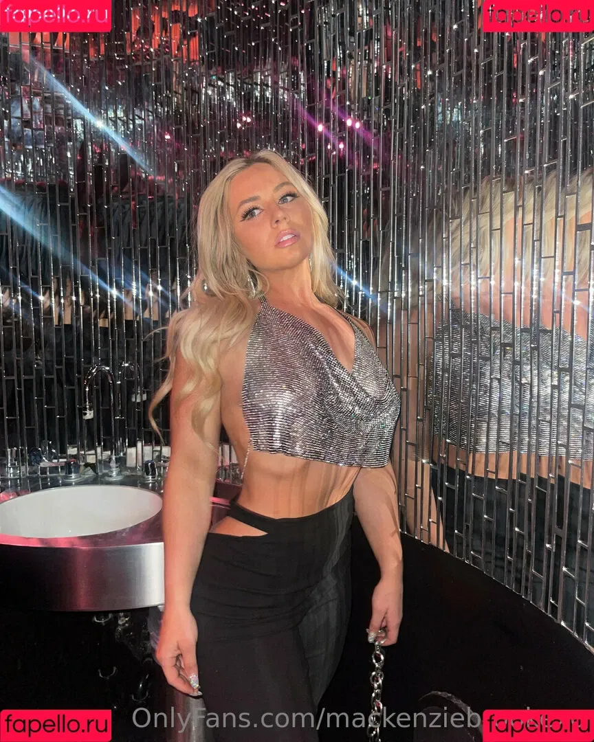 MacKenzie Brooke Onlyfans Photo Gallery 