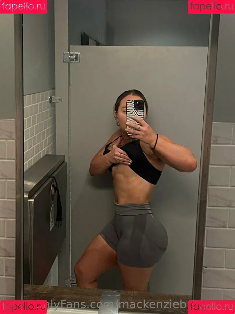 MacKenzie Brooke Onlyfans Photo Gallery 