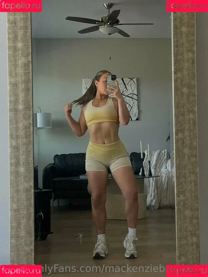 MacKenzie Brooke Onlyfans Photo Gallery 