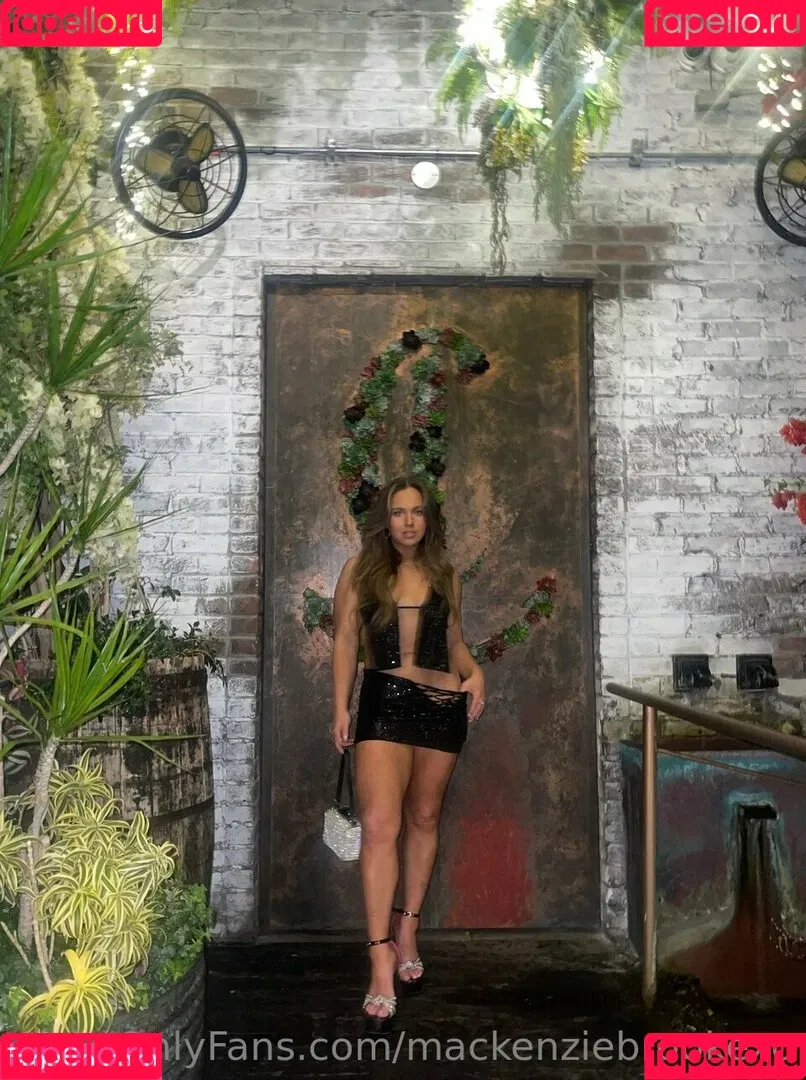 MacKenzie Brooke Onlyfans Photo Gallery 