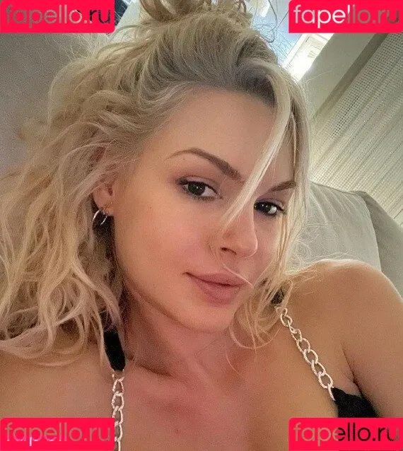 Vicky Kavoura Onlyfans Photo Gallery 