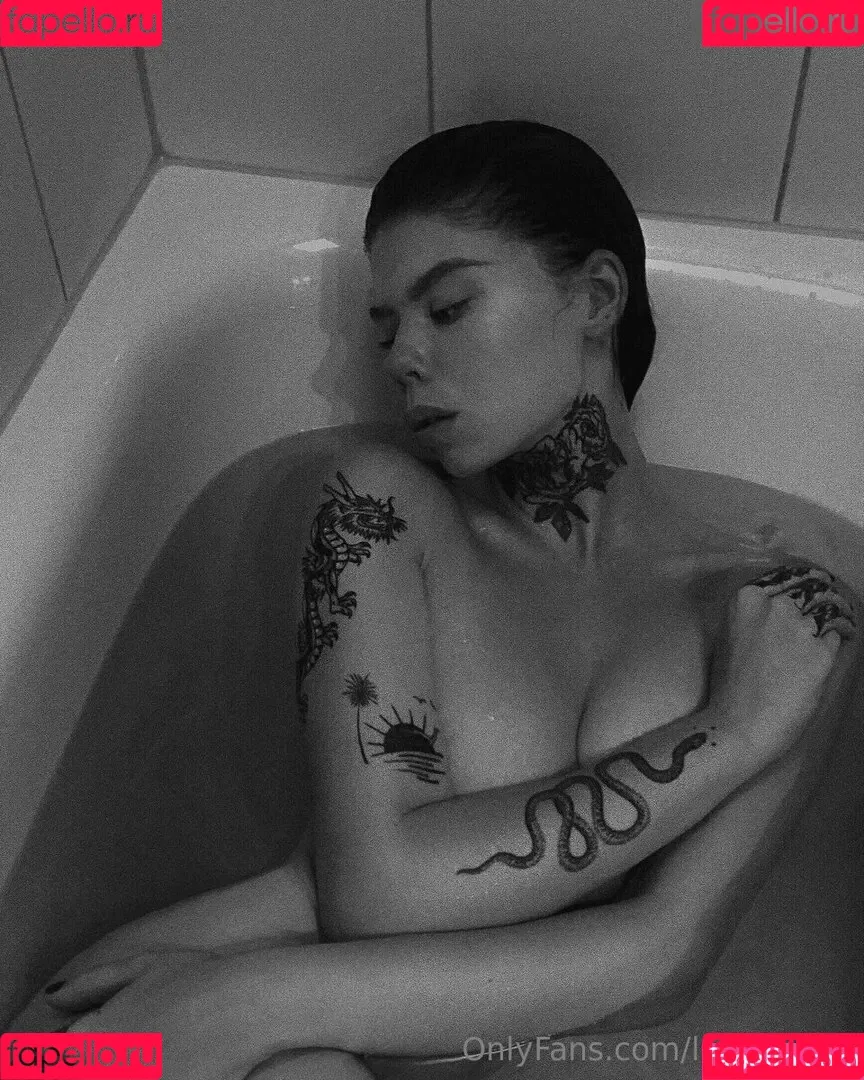 Leonie Jeen Onlyfans Photo Gallery 